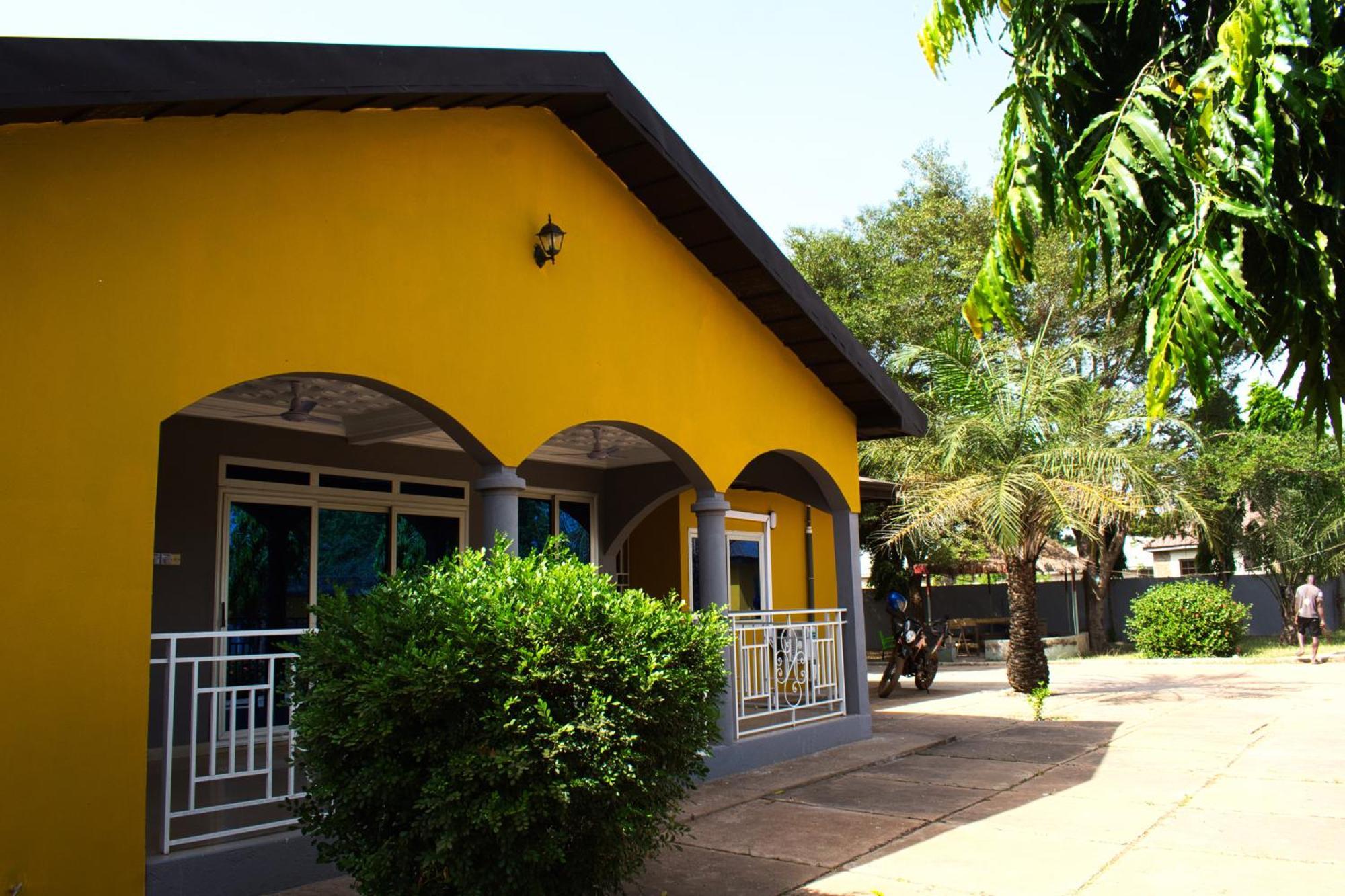 Tree House Hostel Tamale Kültér fotó